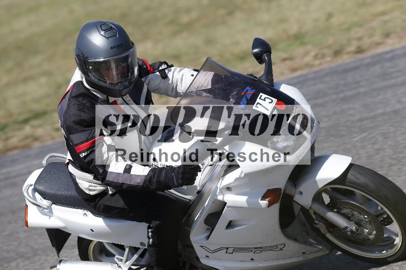 /17 27.05.2026  FREERIDE TRAINING ADR/Gruppe B/75